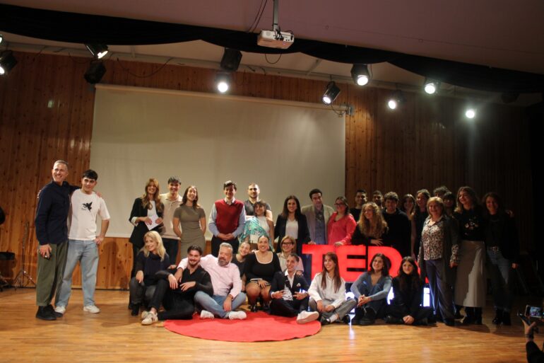 Το-tedxkomotini-2025-ολοκληρώθηκε-με-sold-out-επιτυχία-στο-Μουσικό-Σχολείο-Κομοτηνής