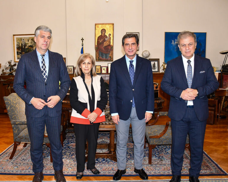 Σύσκεψη-του-ΥΜΑΘ-με-τους-Περιφερειάρχες-της-ΜΑΚΕΔΟΝΙΑΣ-και-της-ΘΡΑΚΗΣ