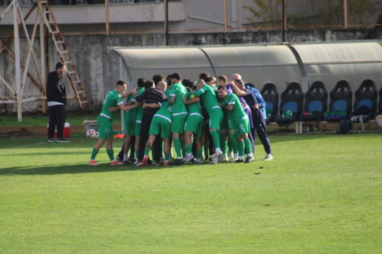 Κύπελλο-Ερασιτεχνών:-Ο-Πανθρακικός-αντιμετωπίζει-στο-ΔΑΚ-τη-Νέα-Αρτάκη-του-Γιώργου-Ρουμπιέ!-Τα-ζευγάρια-των-προημιτελικών.