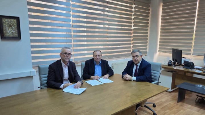 Υπογράφηκε-στην-ΑΔΜΘ-η-σύμβαση-για-την-προστασία-και-διαχείριση-της-λίμνης-Βιστωνίδας