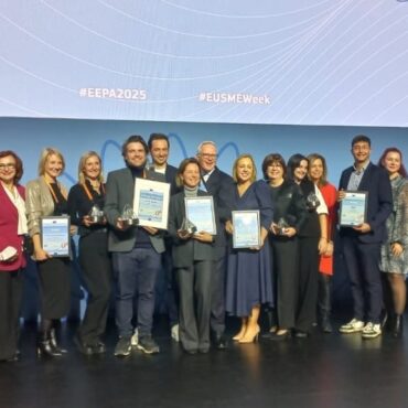 Το-Δημοκρίτειο-Πανεπιστήμιο-Θράκης-και-το-Αριστοτέλειο-Πανεπιστήμιο-κέρδισαν-το-1ο-Βραβείο-Ψηφιακής-Διακυβέρνησης