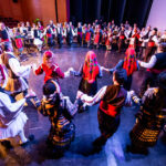 Με-επιτυχία-πραγματοποιήθηκε-η-αφιερωματική-εκδήλωση-“Ιστορούμε-Χορεύουμε-Τραγουδάμε”-στο-Μέγαρο-Μουσικής-Κομοτηνής-(φωτος)