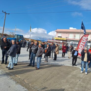 Στους-δρόμους-και-τα-τρακτέρ-της-Ροδόπης