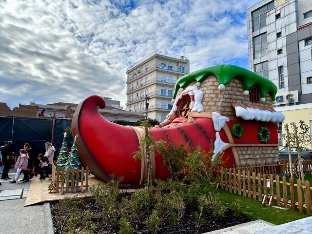 Κομοτηνή:-Θεματικό-Πάρκο-με-τίτλο-“Το-Εργαστήρι-του-Άγιου-Βασίλη”-θα-στηθεί-στην-κεντρική-πλατεία-της-πόλης