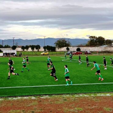 Ντίνος-Χαριτόπουλος-:-«Η-Ελπίδα-Σαπών-επέστρεψε-στο-σπίτι-της-–-Ένα-γήπεδο-που-αναγεννήθηκε-χάρη-στις-μεθοδικές-παρεμβάσεις-της-προηγούμενης-Δημοτικής-Αρχής-Μαρωνείας-–-Σαπών»