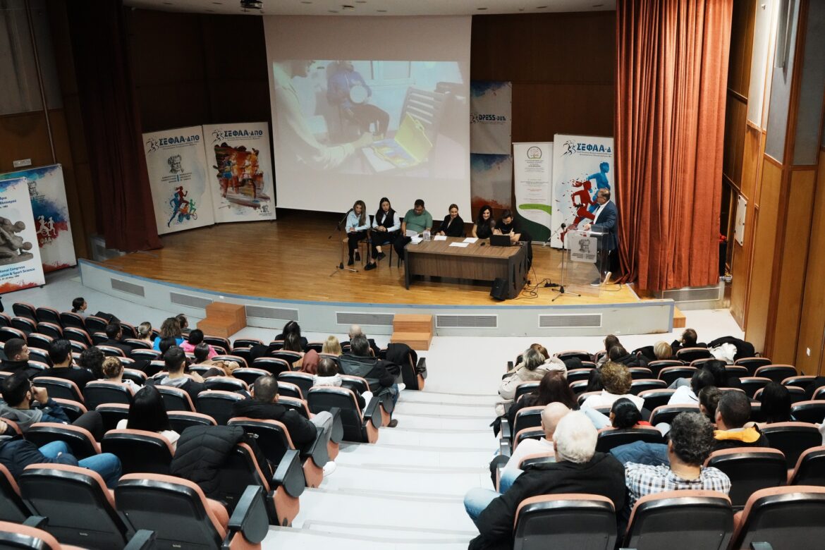 Κομοτηνή:-Διοργάνωση-εκδήλωσης-ομιλίας-από-το-Σύλλογο-Ατόμων-με-Αναπηρία-“αξίΖΩ”-στο-πλαίσιο-ενημέρωσης-για-τις-δομές-του-συλλόγου-προς-φοιτητές-και-καθηγητές-του-ΔΠΘ-(φωτος)