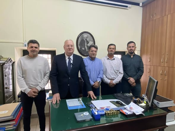 Συνάντηση-του-βουλευτή-Ροδόπης-Ιλχάν-Αχμέτ-με-μέλη-της-ΔΕΜΠ-Κομοτηνής