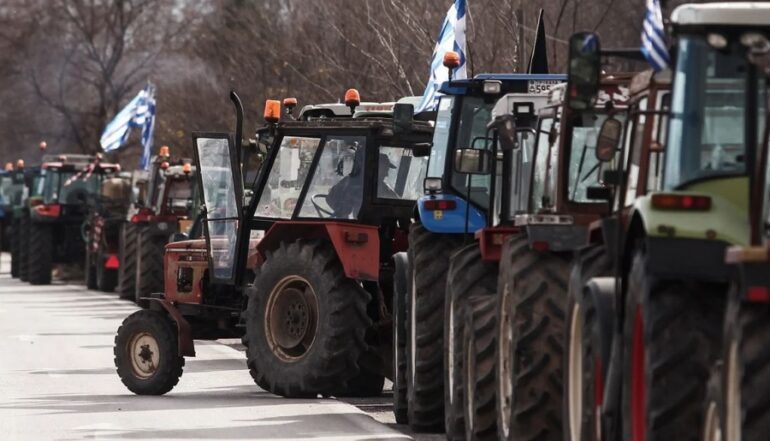 Έβρος-Μπλόκο-τελωνείου-Κήπων:-Εντάσεις-μεταξύ-αγροτών-και-Τούρκων-φορτηγατζήδων-(video)