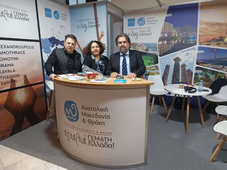 Θριαμβευτική-Επιστροφή-της-ΠΑΜΘ-από-τη-Διεθνή-Έκθεση-Τουρισμού-Αθηνών.-Θετικό-πρόσημο-και-επαφές-κλειδιά-με-πρεσβείες:-Η-Περιφέρεια-ΑΜΘ-ενισχύει-την-εξωστρέφεια