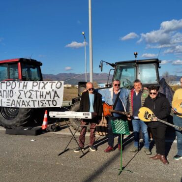 «Αγρότη-ρίχτο»-από-τον-Χρήστο-Χατζόπουλο