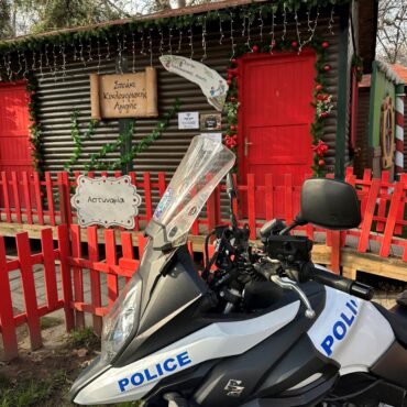 Ακόμη-μια-χρονιά-η-Ελληνική-Αστυνομία-δίνει-το-παρόν-στην-Ονειρούπολη-Δράμας-λειτουργώντας-το-«Σπιτάκι-Κυκλοφοριακής-Αγωγής»