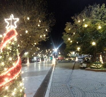 Κομοτηνή:-Κλειστές-οδοί-την-παραμονή-των-Χριστουγέννων-στο-κέντρο-της-πόλης,-για-την-καλύτερη-εξυπηρέτηση-των-καταναλωτών