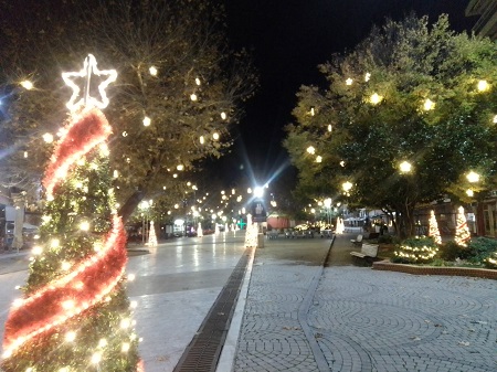 Κομοτηνή:-Κλειστές-οδοί-την-παραμονή-των-Χριστουγέννων-στο-κέντρο-της-πόλης,-για-την-καλύτερη-εξυπηρέτηση-των-καταναλωτών