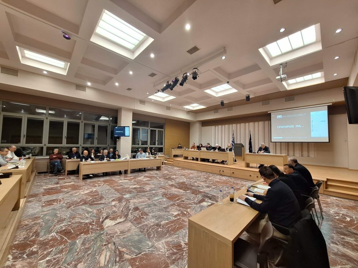 Ομόφωνη-απόφαση-του-Περιφερειακού-Συμβουλίου-για-οικονομική-στήριξη-ιατρών-στα-Νοσοκομεία-Δράμας,-Ξάνθης,-Κομοτηνής-και-Διδυμοτείχου,-μετά-από-πρόταση-της-Διοίκησης-της-Περιφέρειας-ΑΜΘ