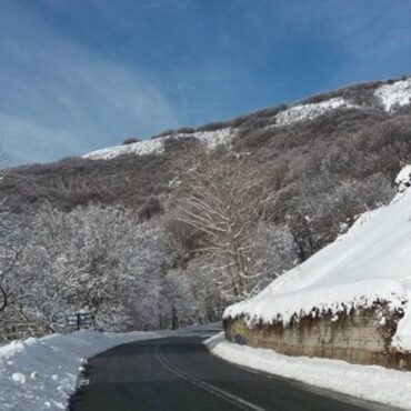 Χιόνια-στα-ορεινά-της-Θράκης-από-το-απόγευμα-–-Πού-αναμένονται-χιονοπτώσεις
