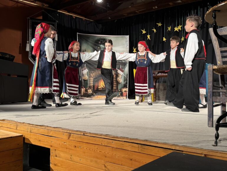 Παιδική-παράσταση-Μορφωτικού-Ομίλου-Κομοτηνής