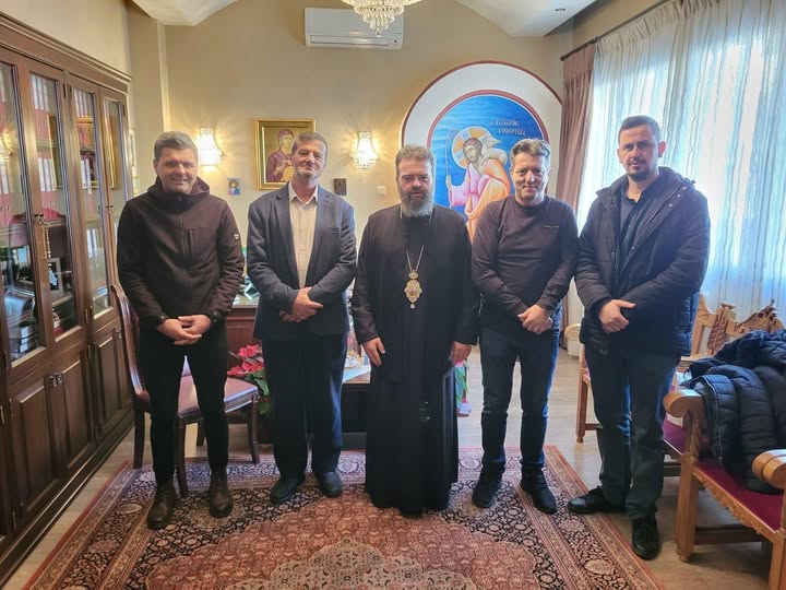 Επίσκεψη-της-ΔΕΜΠ-Κομοτηνής-στον-Μητροπολίτη-Μαρωνείας-και-Κομοτηνής