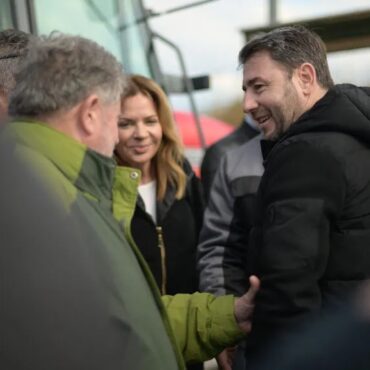 Απάντηση-ΠΑΣΟΚ-σε-Χατζηδάκη-για-τα-αιτήματα-των-αγροτών