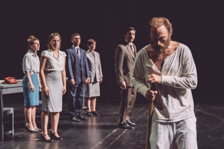 Ανοιχτό-μάθημα-αρχαίου-δράματος-στη-σκηνή-του-ΔΗΠΕΘΕ-Κομοτηνής