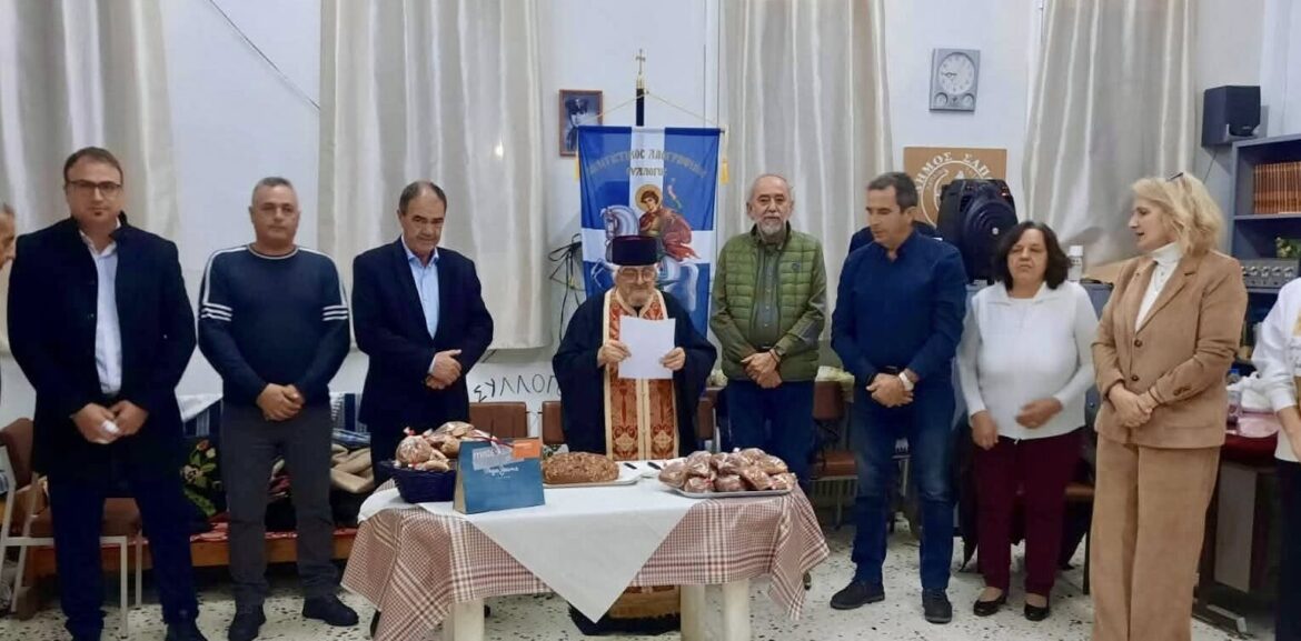 Σε-κοπές-βασιλόπιτας-και-“Γυναικοκρατία”-συμμετείχε-ο-δήμαρχος-Μαρώνειας-Σαπών,-Απόστολος-Ιωάννου-(φωτος)