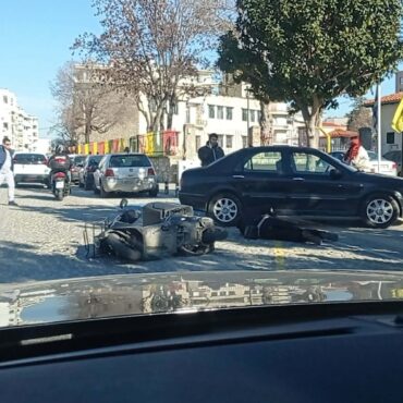 Ατύχημα-μπροστά-στην-Παναγιά-!