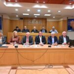 ΚΕΔΕ:-Πρώτη-συνεδρίαση-για-το-2026-με-επίκεντρο-τη-χρηματοδότηση-των-Δήμων-και-τον-αθλητισμό