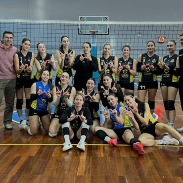 Αήττητη-η-Γυναικεία-Ομάδα-Βόλεϊ-της-ΑΕΚομοτηνής-και-με-στόχο-το-final-four!