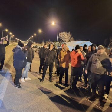 Αποχωρούν-αγρότες-και-κτηνοτρόφοι-της-Ροδόπης-από-το-μπλόκο-της-Εγνατίας-Οδού