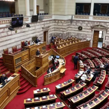 Ένταση-στη-Βουλή-ανάμεσα-σε-Κέλλα-και-Λιακούλη-για-την-ευλογιά-των-αιγοπροβάτων-και-τα-εμβόλια