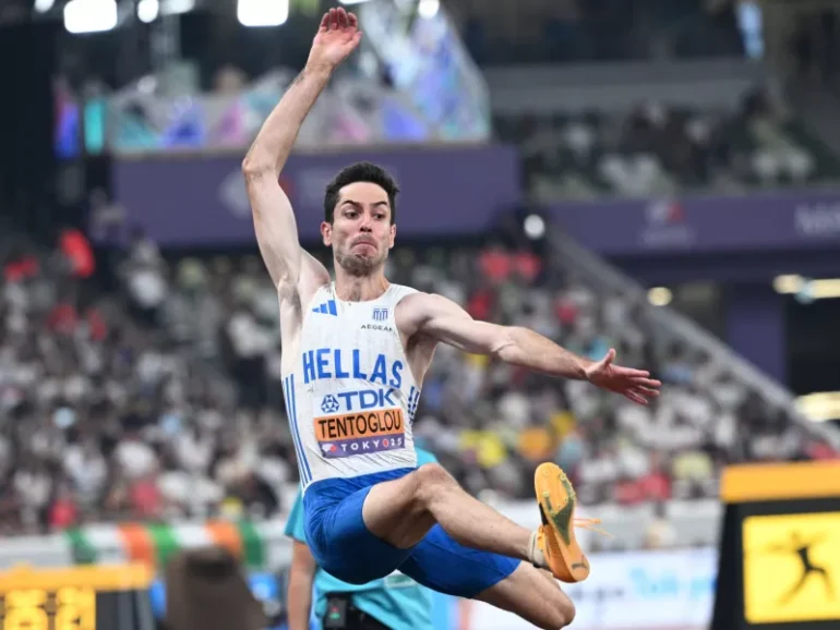 Μίλτος-Τεντόγλου:-“Πέταξε”-στα-8,25-και-πήρε-πρόκριση-στο-Παγκόσμιο-κλειστού-στίβου