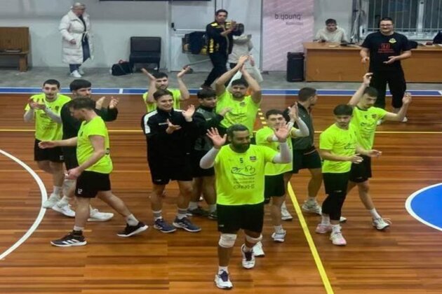 Α2-Ανδρών:-ΑΣΤΑΜΑΤΗΤΗ-και-έβδομη-σερί-νίκη-για-την-ΑΕ-Κομοτηνής-κόντρα-στον-Μακεδονικό-μετά-από-ματς-2,5-ωρών