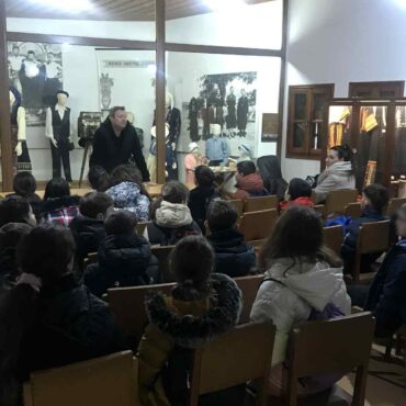 Επισκέψεις-σχολείων-της-Ροδόπης-στο-Λαογραφικό-Μουσείο-Ξυλαγανής