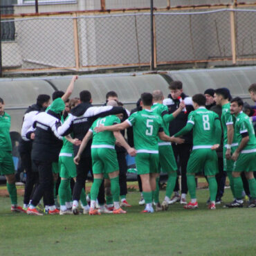 «Κόλλησαν»-στη…-λάσπη-και-στο-μηδέν-στο-ντέρμπι-του-ΔΑΚ-(video)