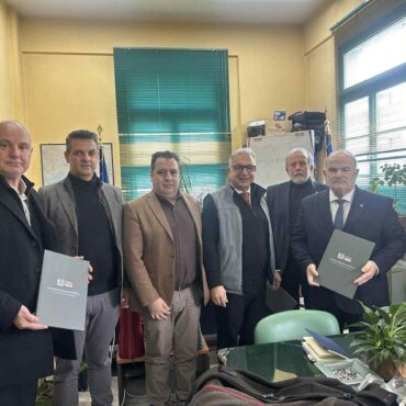 Επίσκεψη-στην-Κομοτηνή-του-Προέδρου-της-ΓΣΕΒΕΕ-Γ.-Καββαθά