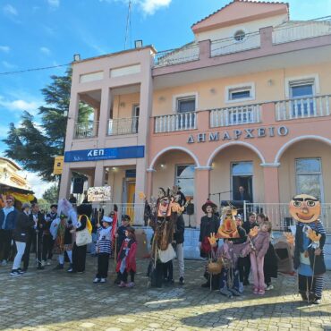 Με-μεγάλη-συμμετοχή-κόσμου-τα-“Ισνάφια”-στην-Ξυλαγανή-Ροδόπης-(φωτος+video)