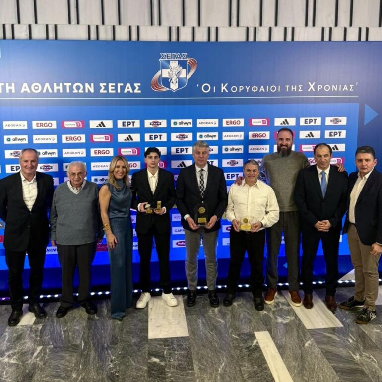 Βράβευση-της-ΠΑΜΘ-στην-Ετήσια-Τελετή-Βραβεύσεων-Αθλητών-και-Προπονητών-του-ΣΕΓΑΣ-(φωτος)