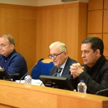 ΚΕΔΕ:-Στο-επίκεντρο-η-Συνταγματική-Αναθεώρηση,-το-πρόγραμμα-55+-και-τα-Τοπικά-Πολεοδομικά-Σχέδια