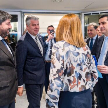 Σημαντικές-συναντήσεις-του-Περιφερειάρχη-ΑΜΘ-στις-Βρυξέλλες-με-την-Πρόεδρο-του-Ευρωπαϊκού-Κοινοβουλίου-και-τον-Αντιπρόεδρο-Ευρωπαϊκής-Επιτροπής-και-Επίτροπο-Πολιτικής-Συνοχής