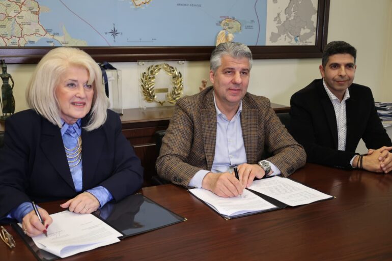 Υπογράφηκε-σύμφωνο-συνεργασίας-για-την-δημιουργία-Περιφερειακού-Συμβουλίου-Νέων-ΑΜΘ