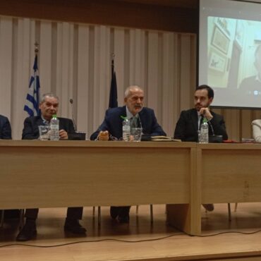 Πραγματοποιήθηκε-με-επιτυχία-στην-Κομοτηνή-η-εκδήλωση-“Συνταγματική-αναθεώρηση-και-θεσμοί”-από-την-Ανεξάρτητη-Φοιτητική-Παράταξη-ΑΝΟ.Κ