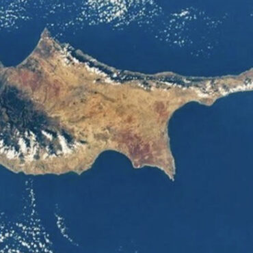 Η-ελληνική-νεολαία-στο-πλευρό-της-Κύπρου-–-Μήνυμα-ειρήνης-και-αλληλεγγύης-στην-Ανατολική-Μεσόγειο