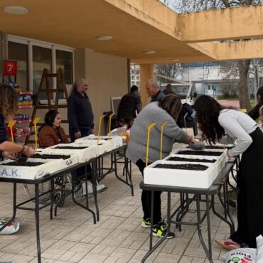 Κομοτηνή:-Δράση-σποράς-από-τα-μέλη-του-Συλλόγου-“ΠΕΡΠΑΤΩ”-και-τους-“Σπορίτες-Ροδόπης”