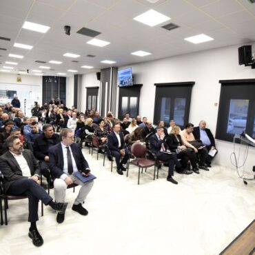 «Οστρακοκαλλιέργεια:-Προκλήσεις-και-Προτάσεις-για-το-Μέλλον»