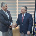 Μνημόνιο-συνεργασίας-υπέγραψαν-ο-Περιφερειάρχης-ΑΜΘ-Χριστόδουλος-Τοψίδης-και-ο-Γραμματέας-Αποκεντρωμένης-Διοίκησης-Μακεδονίας-–-Θράκης-Δημήτριος-Γαλαμάτης