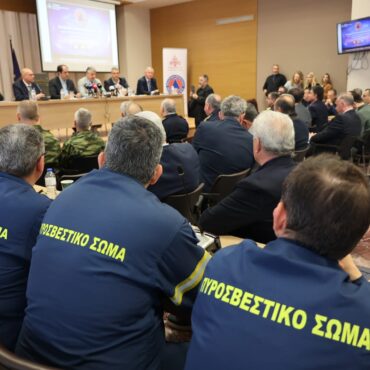 Έγκαιρη-προετοιμασία-για-τις-πυρκαγιές:-Διευρυμένο-ΠΕΣΟΠΠ-στην-ΑmΘ,-παρουσία-του-Υπουργού-Κλιματικής-Κρίσης-και-Πολιτικής-Προστασίας-κ.-Γιάννη-Κεφαλογιάννη