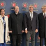 Επίσκεψη-του-περιφερειάρχη-ΑΜΘ,-Χριστόδουλου-Τοψίδη,-στον-Γενικό-πρόξενο-της-Τουρκίας-στην-Κομοτηνή,-για-ευχές-λόγω-Μπαϊραμιού