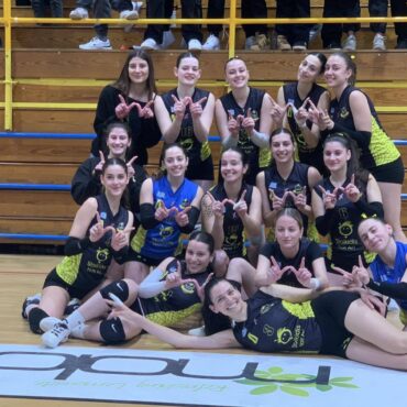 ΑΕ-Κομοτηνής-:-Πέρασμα-τίτλου-από-τις-Σέρρες-:-Αήττητες-και-κυρίαρχες-!