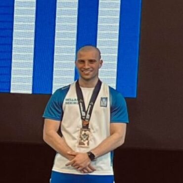 Χάλκινος-στο-Μαυροβούνιο-με-την-Εθνική-Ομάδα-ο-Κομοτηναίος-πυγμάχος-Παναγιώτης-Ρόιδος