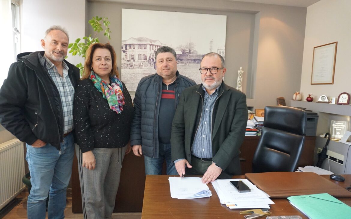 Υπογραφή-σύμβασης-έργου-«Συντήρηση-εσωτερικής-οδοποιίας-πόλης-Κομοτηνής»