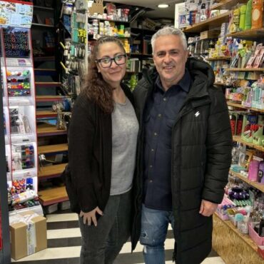 Επαγγελματικό-&-Βιοτεχνικό-Επιμελητήριο-Ροδόπης:-Ο-Δημήτρης-Μπασδάνης-του-“bookstop”-επιλέχτηκε-ως-“Επαγγελματίας-του-Μήνα”